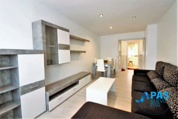 Piso de alquiler en Calle Ruiz Zorrilla, Castilla - Hermida - Photo 1