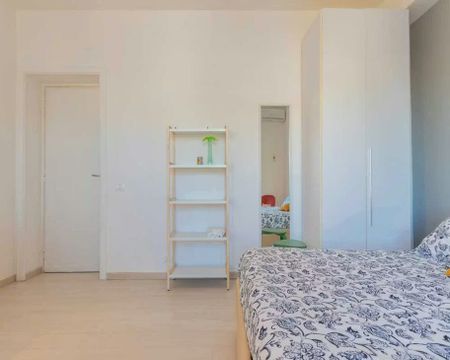 Viale degli Ammiragli, Rome, Lazio 00136 - Photo 5
