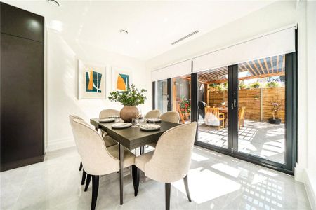 4 bedroom detached house to rent - Photo 5