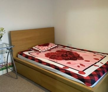 Room in a Shared House, Trautmann Close, M14 - Photo 2