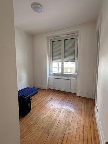 Location Appartement 2 pièces 43m² VILLEURBANNE 69100 - Photo 2