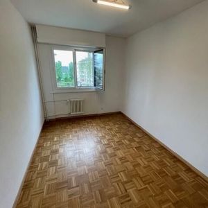 3-room apartment on the 3rd floor in Renens - Photo 2