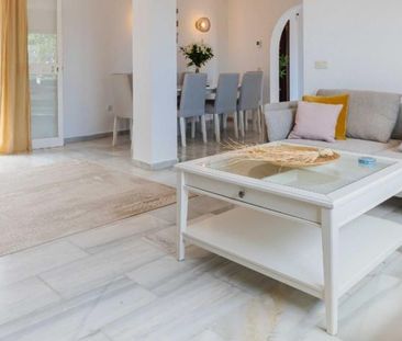 Luxury 4 room Detached House for rent in Benalmádena, Andalusia - Photo 1