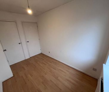 2 bedroom end of terrace house to rent - Photo 6