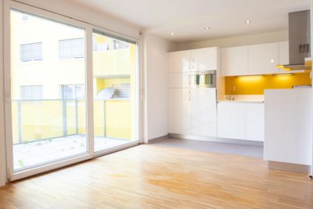 Hofseitige 2-Zimmer-Wohnung mit Balkon in Ottakring! Nähe Wilhelminenberg - Photo 2