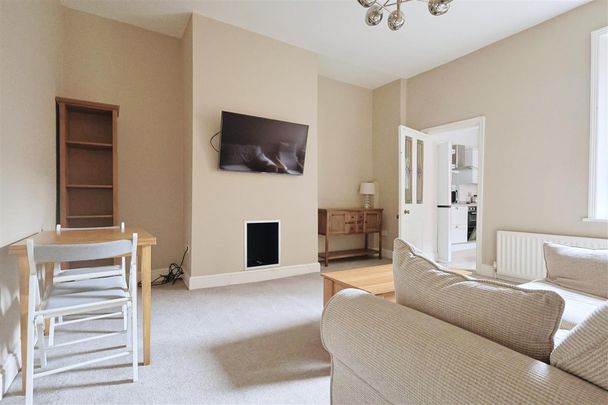 2 bedroom Flat to rent in Ashleigh Grove, West Jesmond - Photo 1