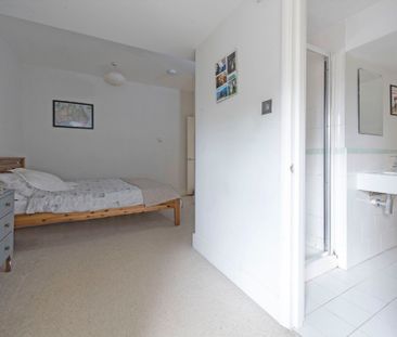 1 Bed Flat, Bedford Hill, SW12 - Photo 5