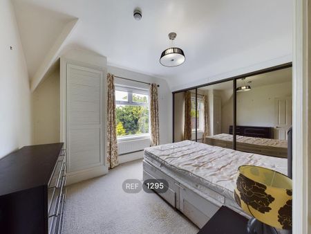 2 bedroom apartment to rent - Photo 2