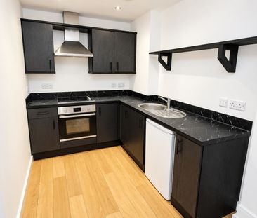 Waterloo Court, Leeds City Centre, LS10 1QN - Photo 6