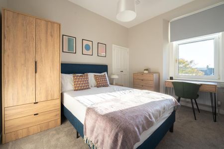 2 bedroom flat to rent - Photo 4
