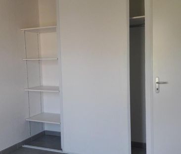 location Appartement T2 DE 43.31m² À BRUGUIERES - Photo 2