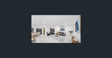 Charming Berwick Family Residence! - Photo 3