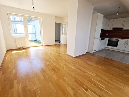 HARDTMUTHGASSE, FERNBLICK, 94 m2 Dachgeschoß mit 12 m2 Terrasse, Wohnküche, 3 Zimmer, Wannenbad, Parketten, WG-geeignet - Photo 5