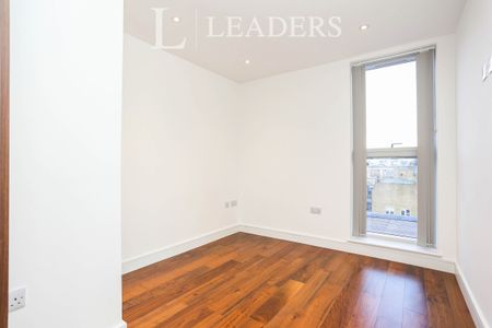 2 bedroom apartment to rent Great Suffolk Street, London, SE1 - Photo 3