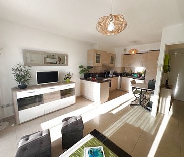 Location Appartement 2 pièces 42m² CANNES 06400 - Photo 2