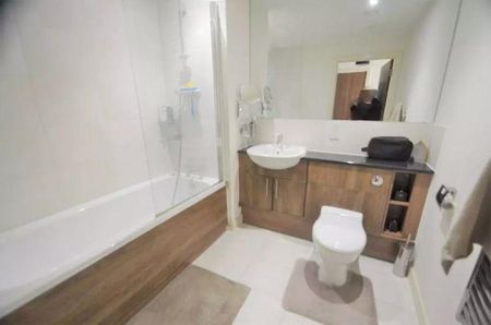 1 bedroom flat to rent - Photo 2