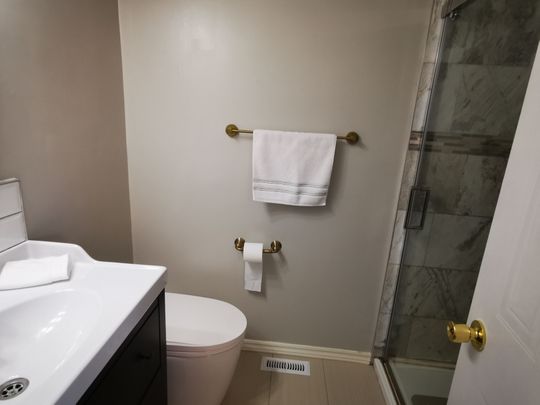 For Lease - 1261 Valerie Crescent, Oakville, Ontario - Photo 1