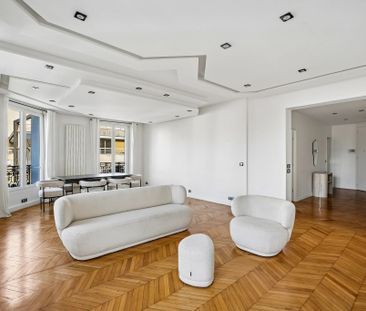 Appartement à louer Paris 16Ème - Chaillot, Paris Rive Droite, France8 000 EUR / Mois - Photo 2