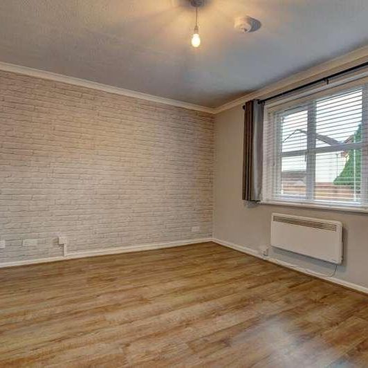 Barkus Way, Stokenchurch, Buckinghamshire, HP14 - Photo 1