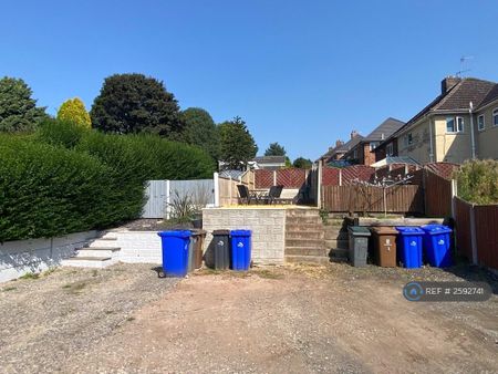 2 bedroom terraced house to rent - Photo 2