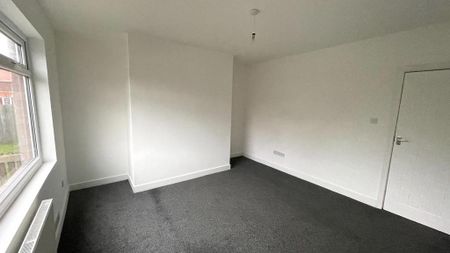 2 bedroom semi-detached house to rent - Photo 3