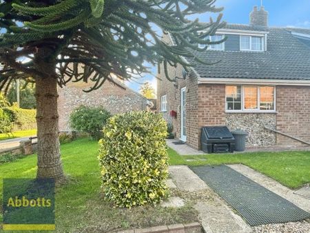 The Street, Kettlestone - Photo 5