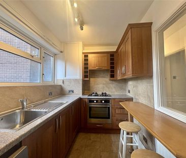 3 bedroom apartment to rent - Photo 3