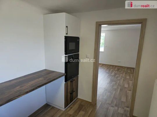 Pronájem bytu 3+1 Všejany - Photo 1