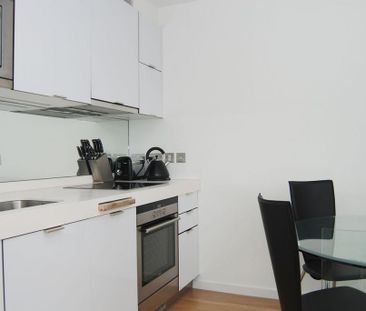Studio to rent - Photo 4