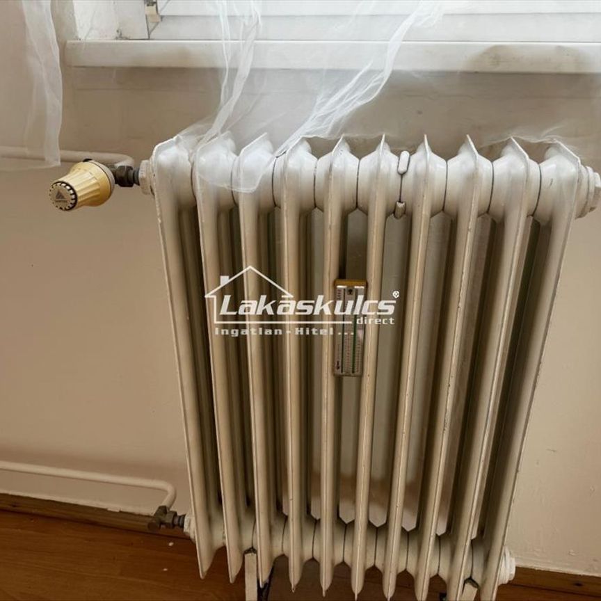 Kiadó felújított panel lakás - Sopron - Fotó 1
