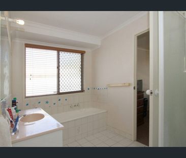 38 Kyeema Crescent, Bald Hills, Qld 4036 - Photo 1