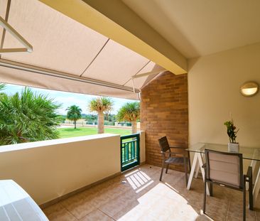 Elegante moradia geminada com 4 quartos, piscina, jardins e garagem... - Photo 6