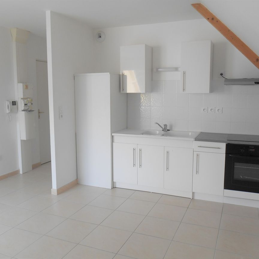 Location Appartement 2 pièces 34m² TROYES 10000 - Photo 1