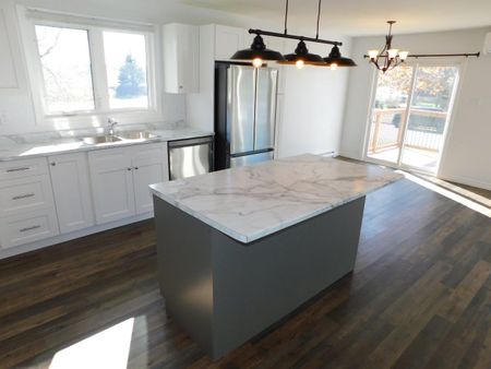 FOR RENT – 26 Highland Crescent, Dartmouth, Nova Scotia - Photo 3