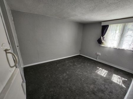 2 Bedroom House To Let - Photo 5