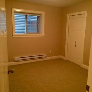 Spacious 2 Bedroom Suite - Photo 2