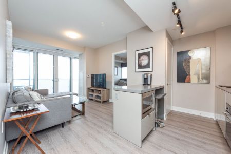 For Lease - 7 Grenville Street Unit# 5705, Toronto, Ontario - Photo 4