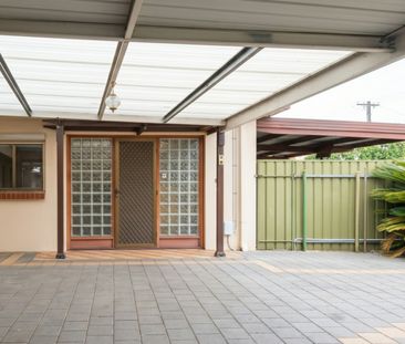 Spacious Two-Story Character Home in Flinders Park - Photo 5