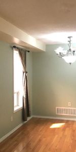 For Lease - 581 Garden Walk Unit# Upper, Mississauga, Ontario - Photo 3