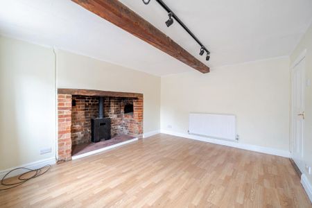 3 bedroom end of terrace house to rent - Photo 3