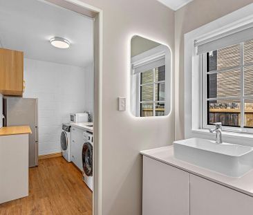Your Dream Executive Suite with Fiber WiFi - Photo 3