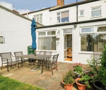 3 Bed Detached House, London, IG2 - Photo 6