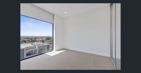 Stylish Apartment Living with Modern Comforts - Photo 2