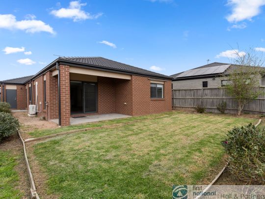 3 Gossamer Way, 3805, Narre Warren South Vic - Photo 1