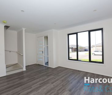 The Perfect Blend of Style, Space & Location! - Photo 1