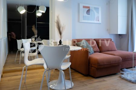 Apartament modern, parcare, bloc nou cu lift- zona semicentrala - Photo 5