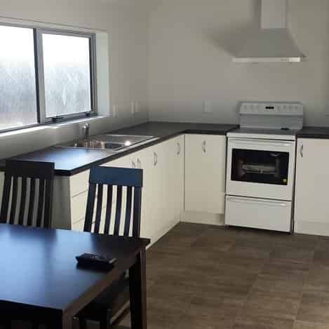 Furnished Studio Apartment - Photo 1