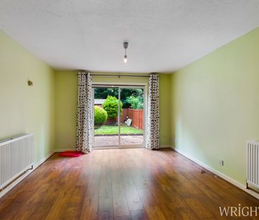 2 bedroom Mid Terraced House - RAMBLERS WAY, PANSHANGER - Photo 6