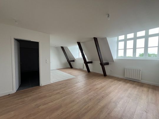 Location Appartement 1 pièce 41m² ROUBAIX 59100 - Photo 1