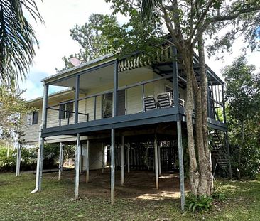 68 Scotts Road, Macleay Island QLD 4184 - Photo 3